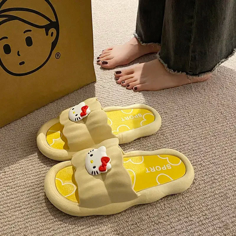 HELLO KITTY SLIPPERS