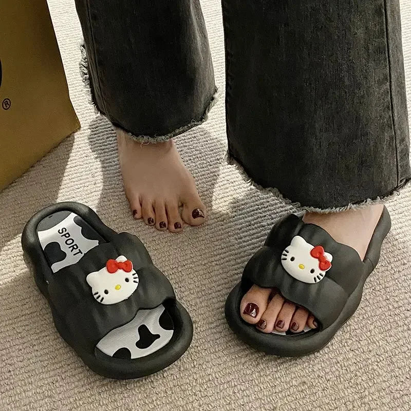 HELLO KITTY SLIPPERS